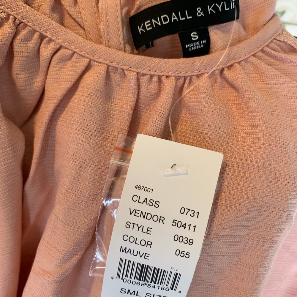 Kendal & Kylie summertime shirt!